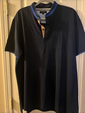 Men's Navy Short-Sleeve Polo with Blue Trim and Contrast Placket